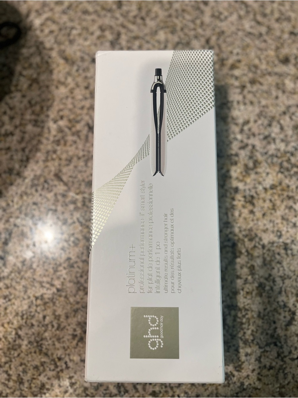 ghd Platinum+ Styling Iron in White and Black